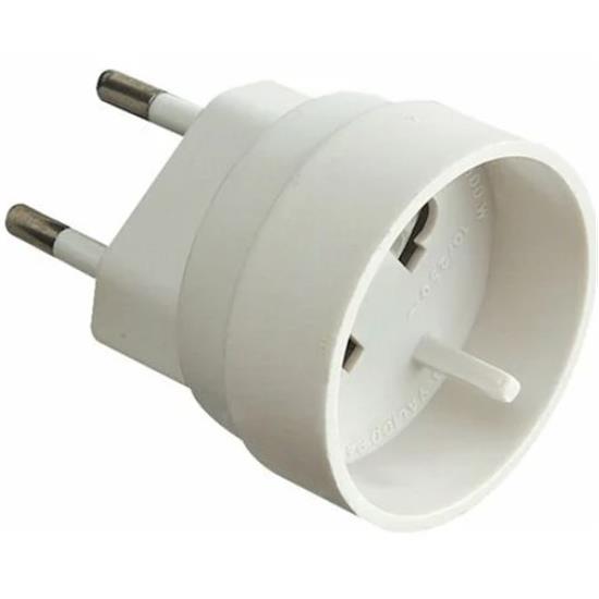 ADAPTADOR EUROPEO UNIVERSAL 10A  BLANCO (1 SAL.2P+T 10A 250V IP20)